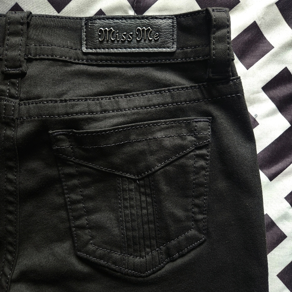 Miss Me Women's Mid-Rise Signature Skinny Jeans, Black, Size: 29 - Picture 6 of 14